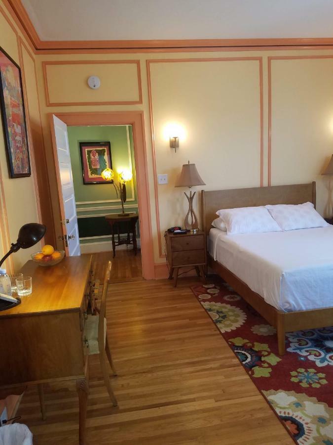 The York Chester Inn 加斯托尼亚 外观 照片